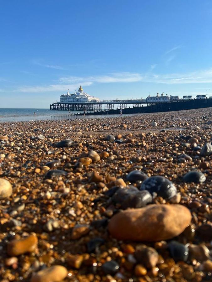 Eastbourne Riviera Hotel Exterior foto